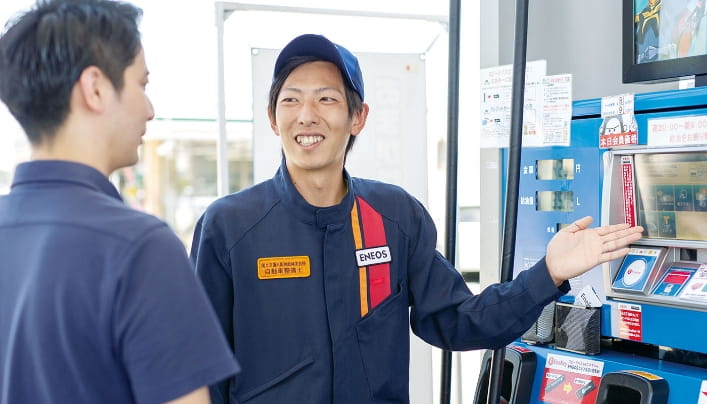 先輩社員4